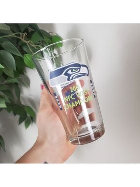 Seattle Seahawks NFC West Champions 2016 Beer Glass